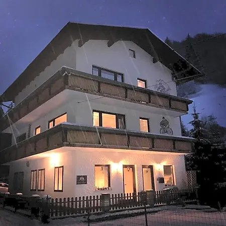 Waldblick Bed & Breakfast 3*